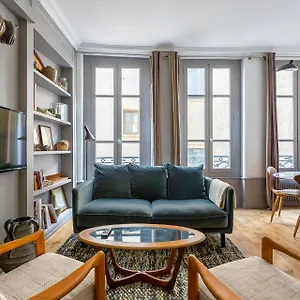 Curiosité - 2beapart Appartement